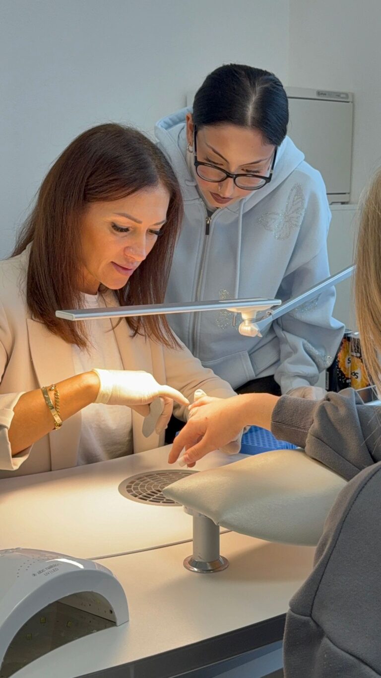 Nailseminar_genaueArbeitundAusbesserung